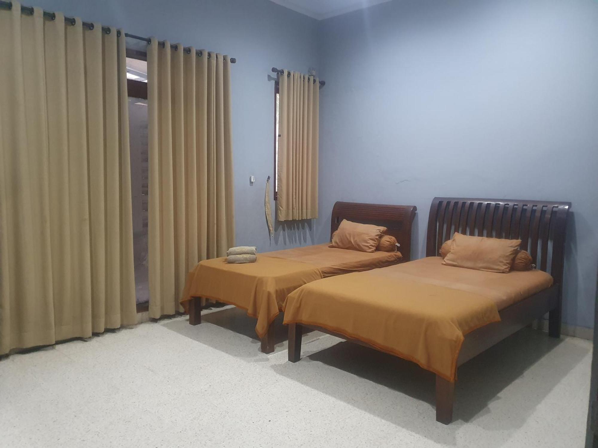 Ruang Tidur At Dpalma Bogor Hotel Exterior foto